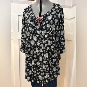 April Cornell Black and White Floral Blouse Size Large